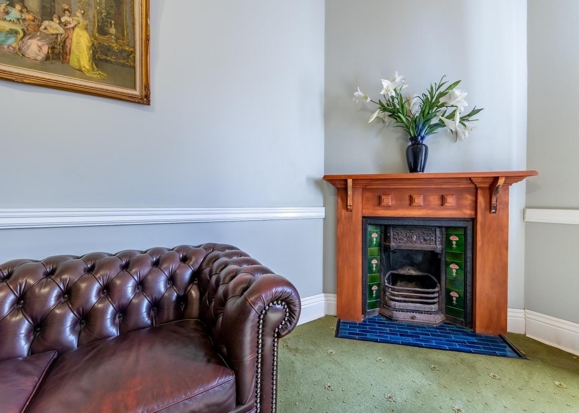 Criterion Warwick Hotel 外观 照片