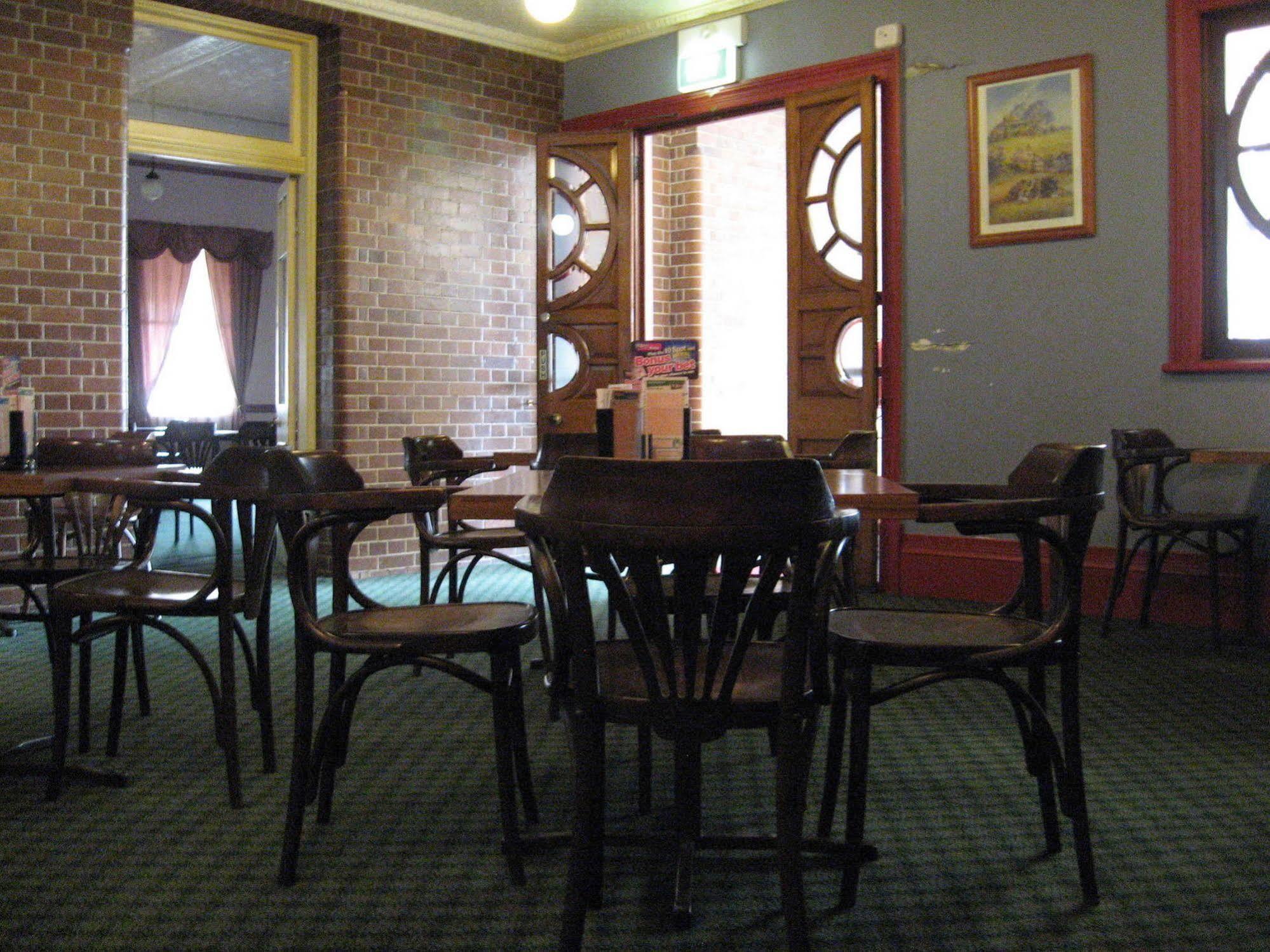 Criterion Warwick Hotel 外观 照片